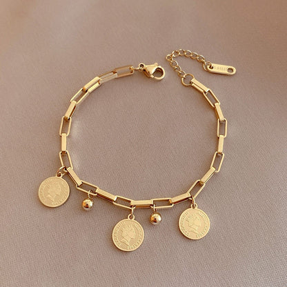 Golden Pendant Bracelet